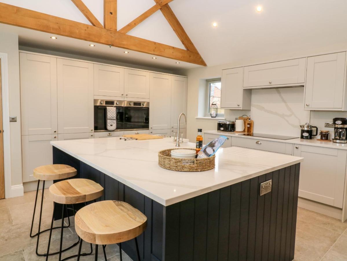 The Cart House Villa York Bagian luar foto